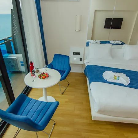 Orbi City Luxury Aparthotel Batumi Exterior photo
